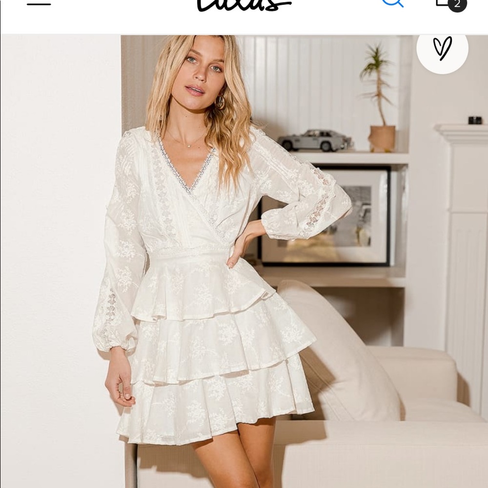 White Lulu’s Floral Longleeve Lace Dress